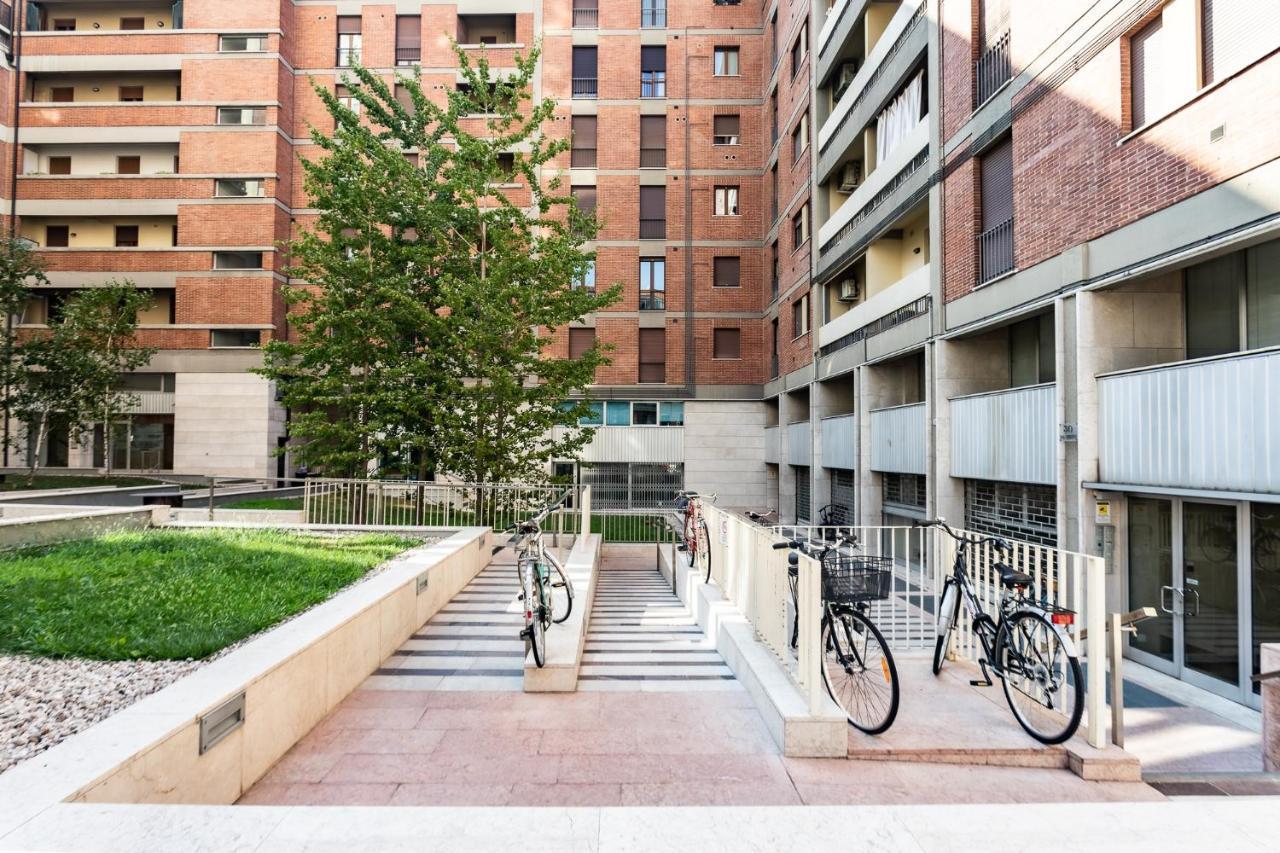 Porta Nuova Central Studio Verona Eksteriør billede